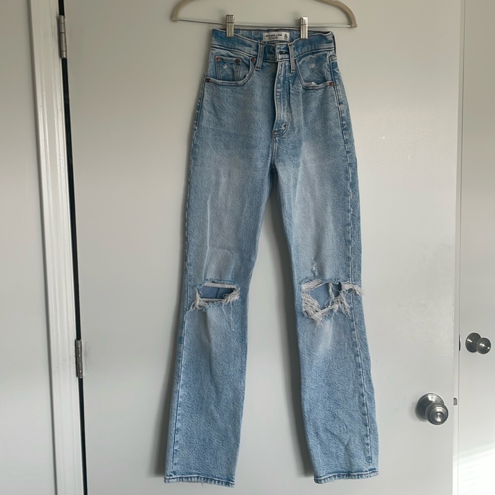 Abercrombie & Fitch 90s Ultra High Rise Straight Jean